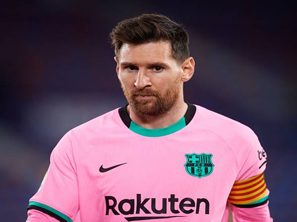 Chuyển nhượng 23/6: Messi gia hạn 2 năm với Barca
