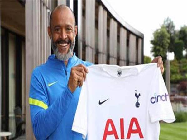 Chuyển nhượng 1/7: Tottenham bổ nhiệm huấn luyện viên mới