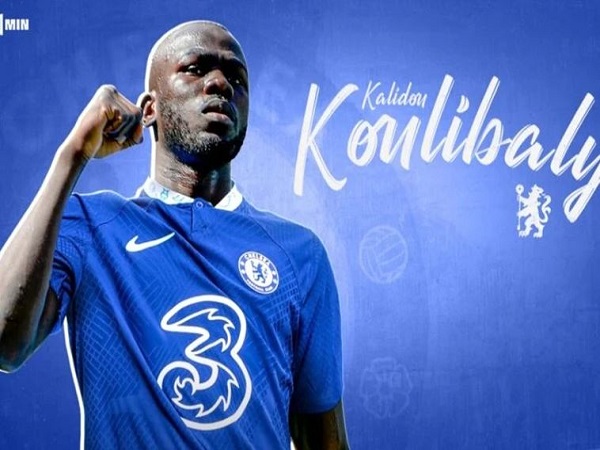 Kalidou Koulibaly là cầu thủ khỏe